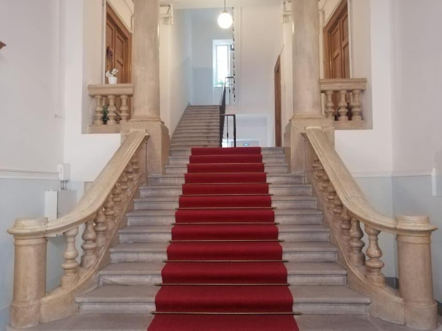Spacious Attic Apartment Kandler Trieste Dış mekan fotoğraf